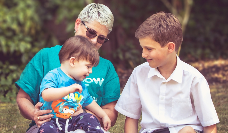 Helping Siblings Cope | Rainbow Trust Children's Charity