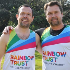 Local brothers from Surrey are running the Royal Parks Half Marathon thumbnail